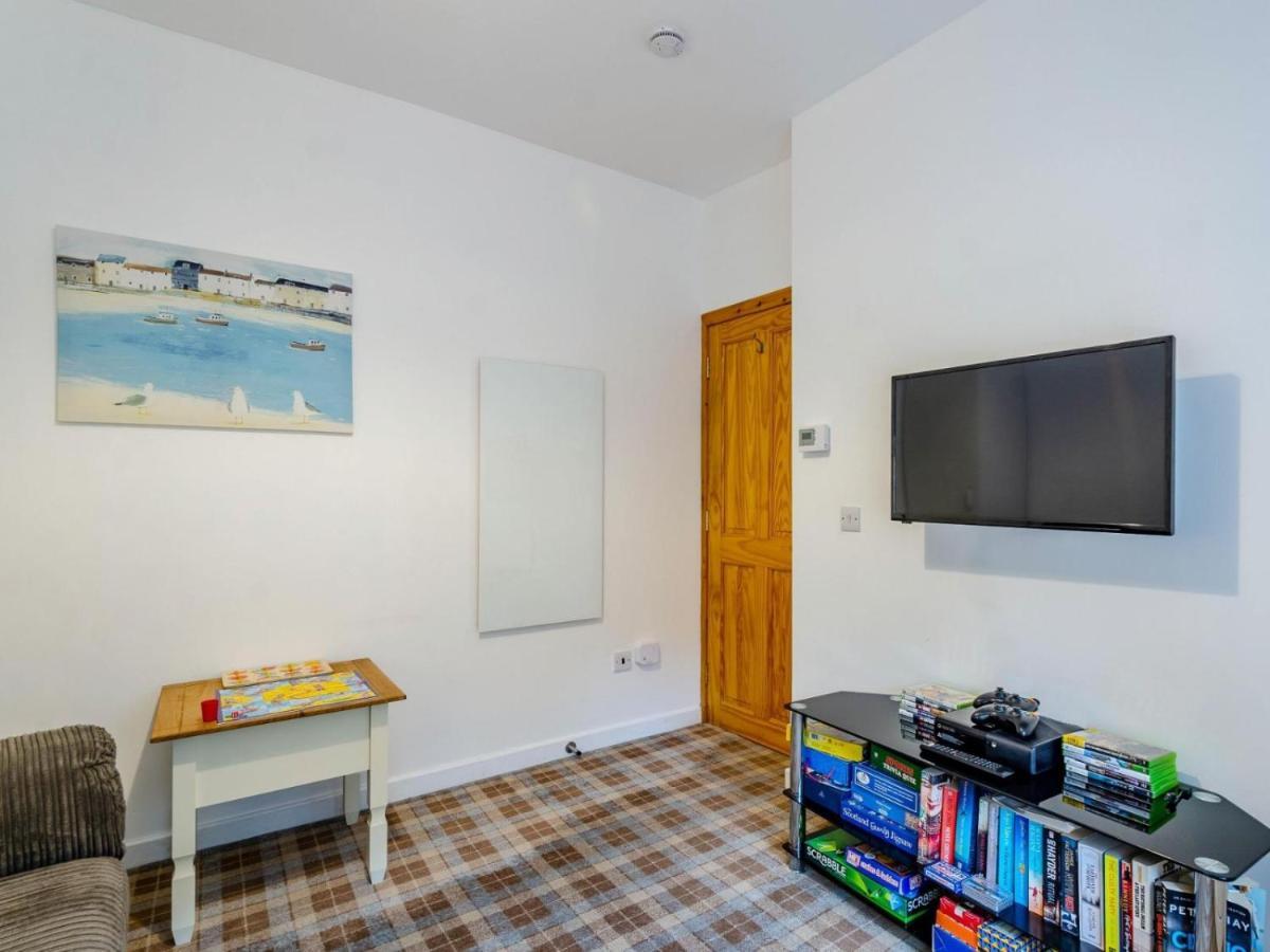 Cosy 3 Bedroom Home In Centre Of Brodick Exteriér fotografie
